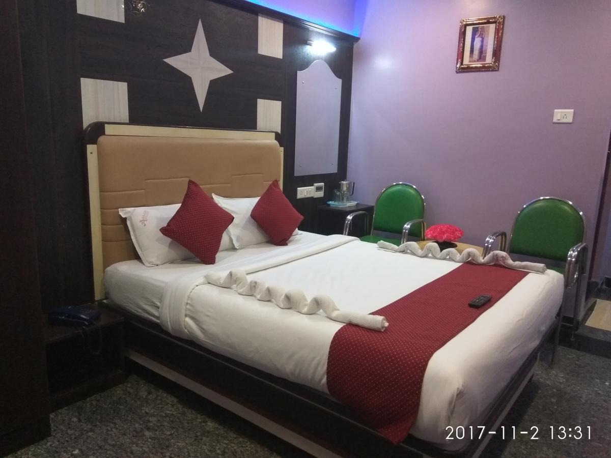 Aakash Residency Hotel Madurai Exterior photo